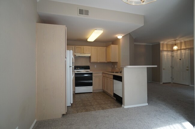 Building Photo - 3895 Strawberry Field Grove