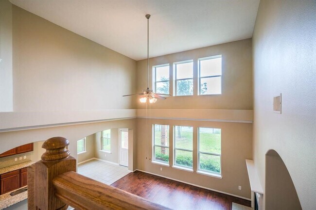 Building Photo - 11314 Sandermeyer Dr