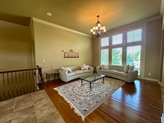 Building Photo - {9003} Wilshire Farms Reverse 1.5 Story Ho...
