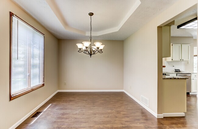 Building Photo - 4 Bedroom Home in Powell