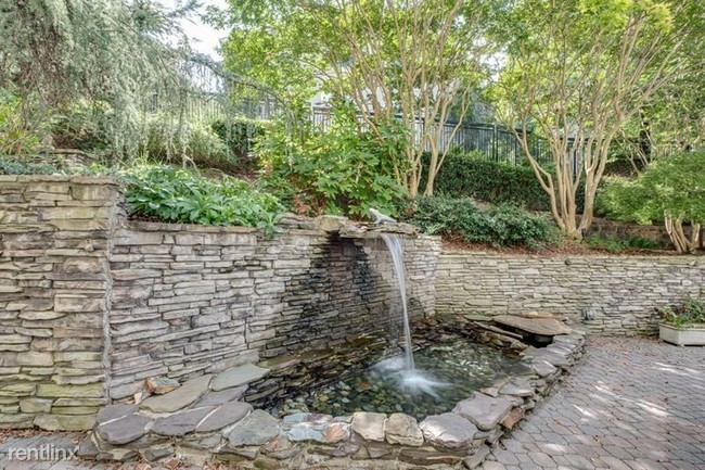 Building Photo - 1 br, 1 bath Condo - 2312 River Green Drive