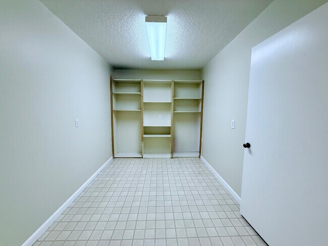 Building Photo - 2621 Village Blvd