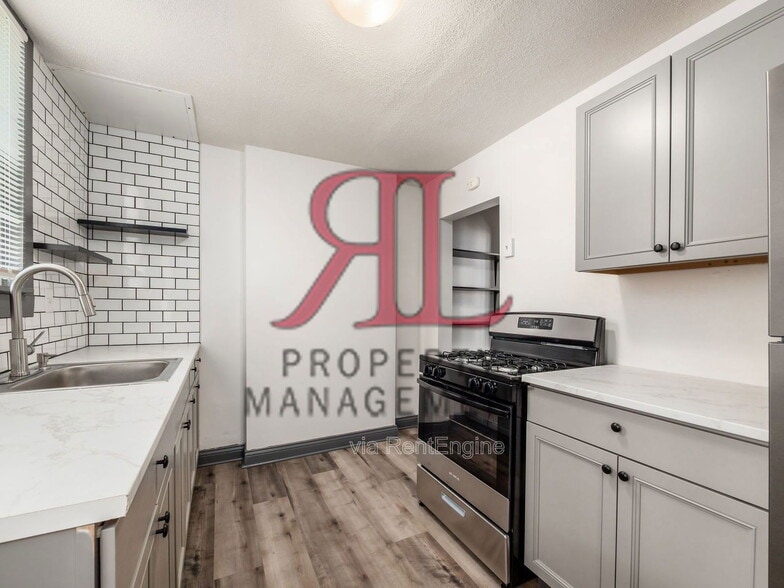 Building Photo - 439 Eldridge Ave