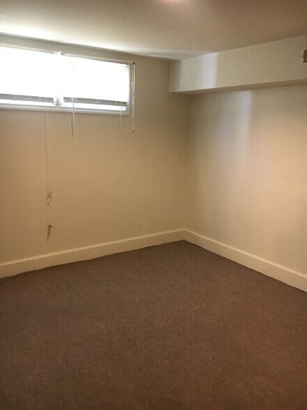 Basement room #1 - 4125 Fairfax Rd