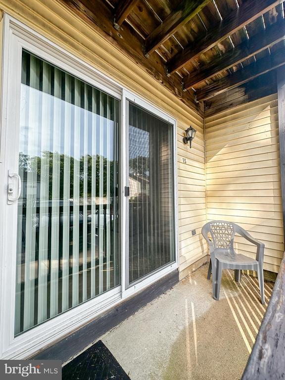 Building Photo - 15 Scotch Pine Dr