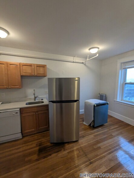 Building Photo - 1615 Commonwealth Ave