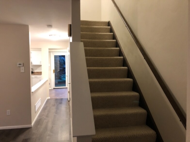 Building Photo - 311 Dolomite Ct