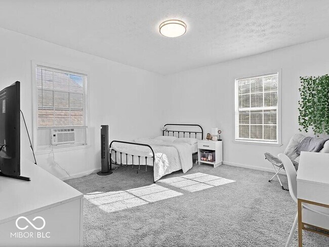 Building Photo - 2510 Guilford Ave