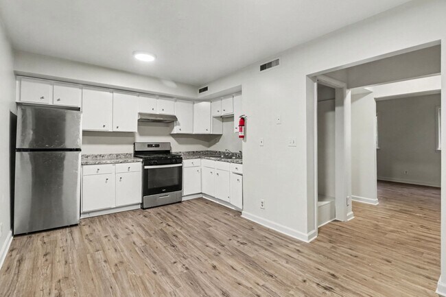 Building Photo - 518 St Marys Dr