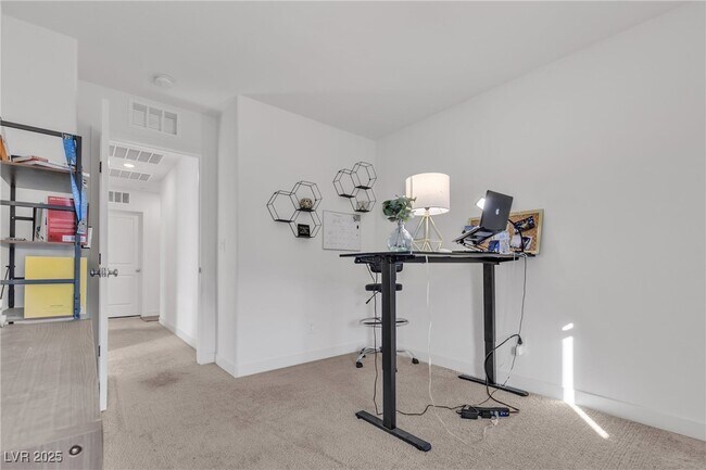 Building Photo - 10836 Trl Crst Ave