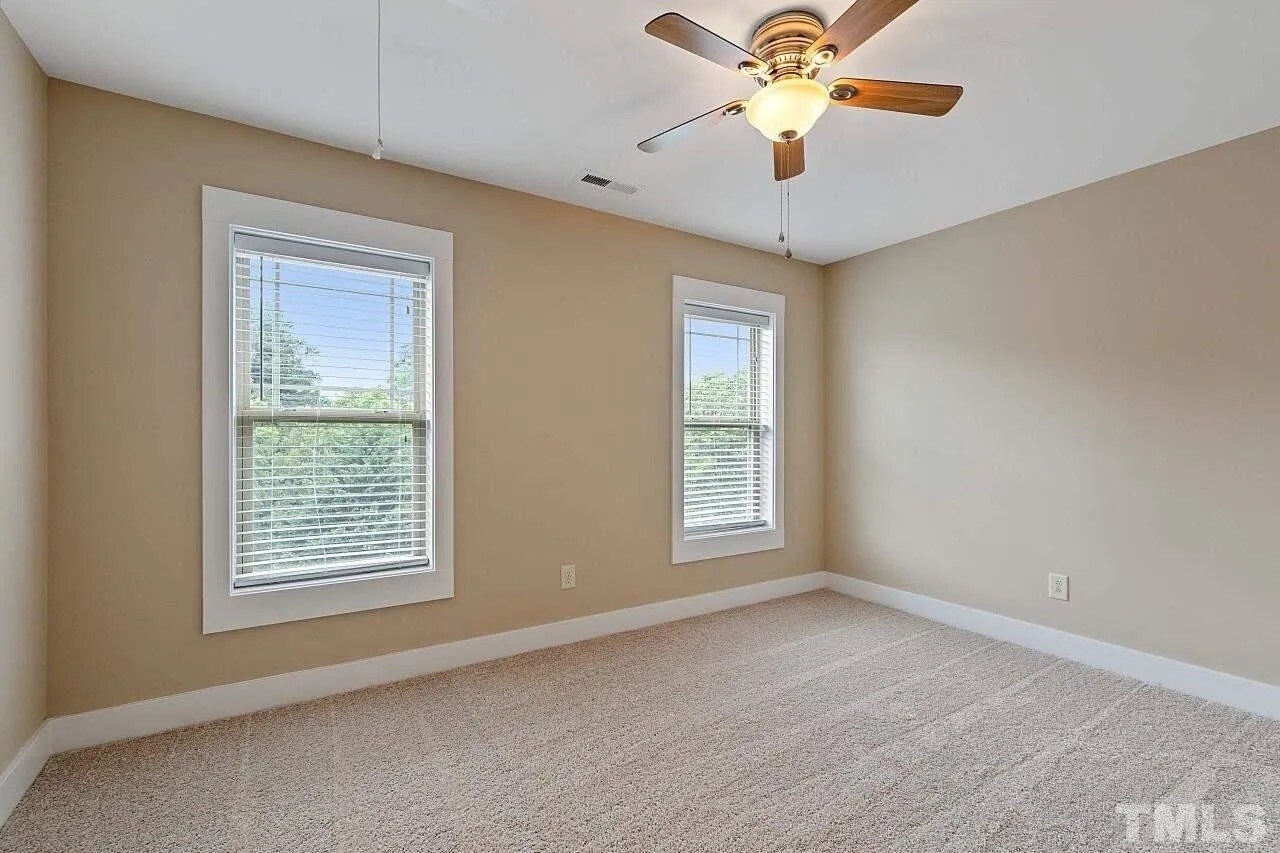 Building Photo - 3826 Amelia Park Dr