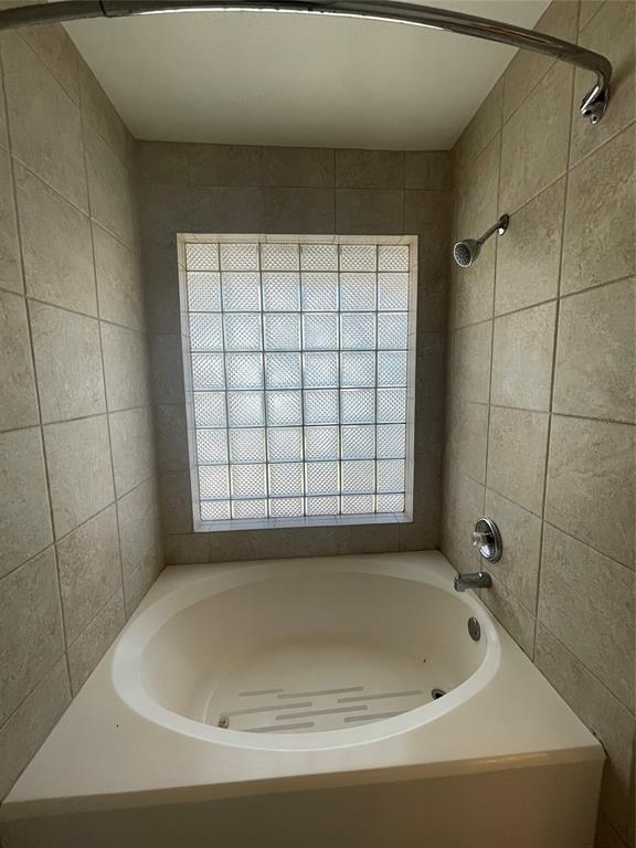 Building Photo - 9126 Elk Bend Dr
