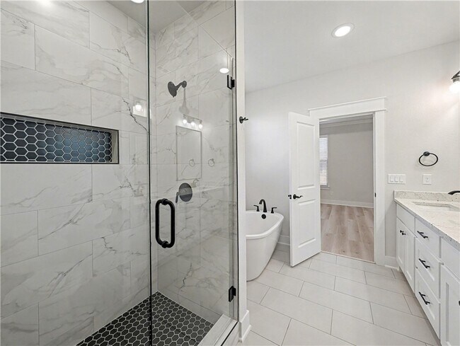 Building Photo - 7842 Scenic Vly Ave