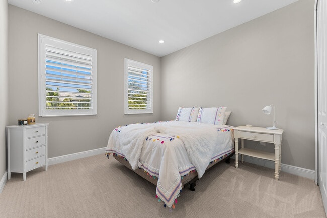 Building Photo - 2609 Seychelles Cir