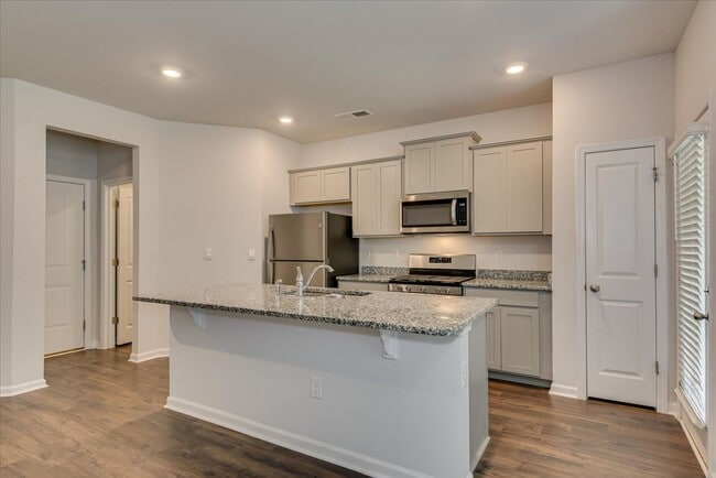 Building Photo - 846 Quaint Parish Cir