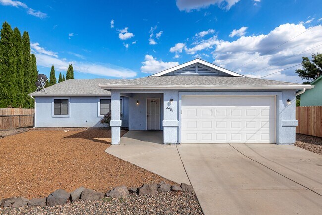 Primary Photo - 3401 N Catherine Dr