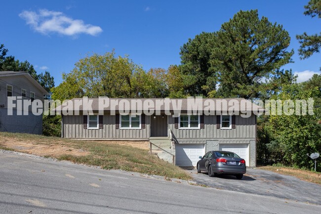 Primary Photo - Three Bedroom Duplex in Washington Hills!