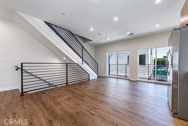 Building Photo - 1857 Crenshaw Blvd