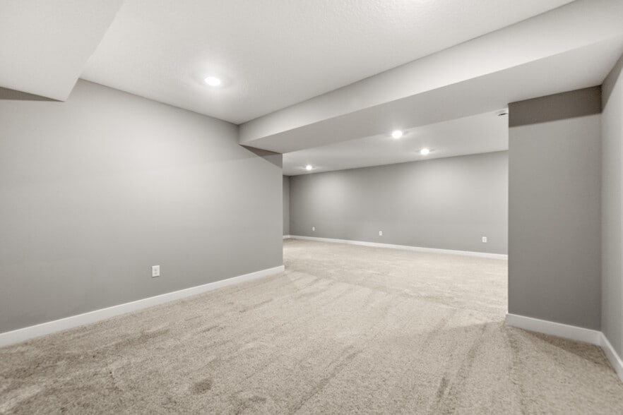 Basement - 13305 W 180th St