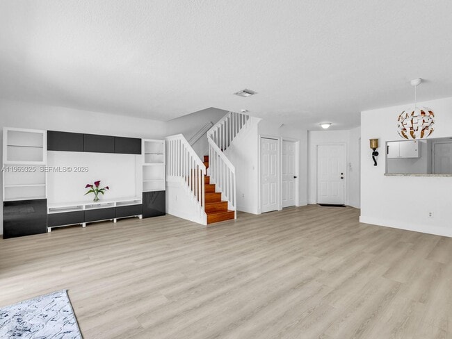 Building Photo - 11512 NW 48th Terrace