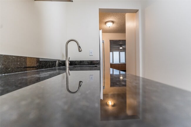 Building Photo - 9578 Vestal Pkwy W