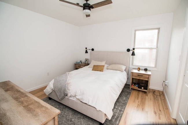 Building Photo - 318 PARK Ave