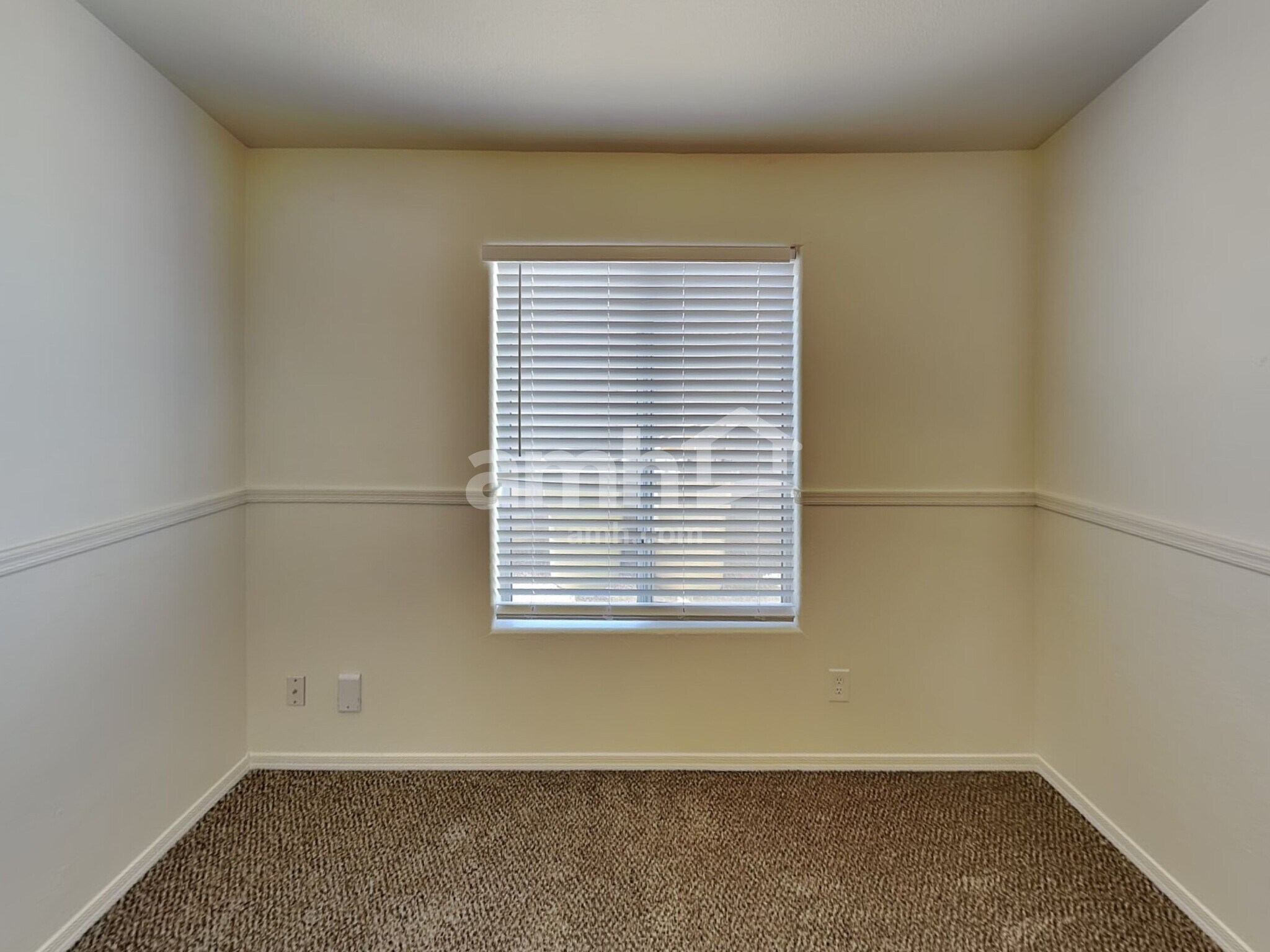 Building Photo - 7729 W Rancho Dr
