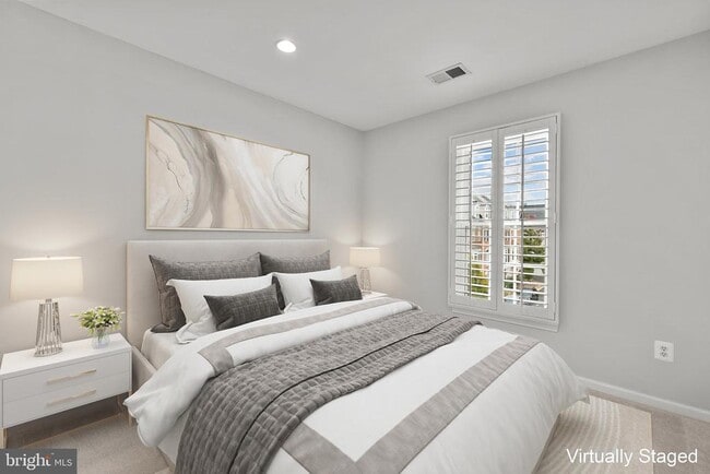 Building Photo - 5120 Grimm Dr