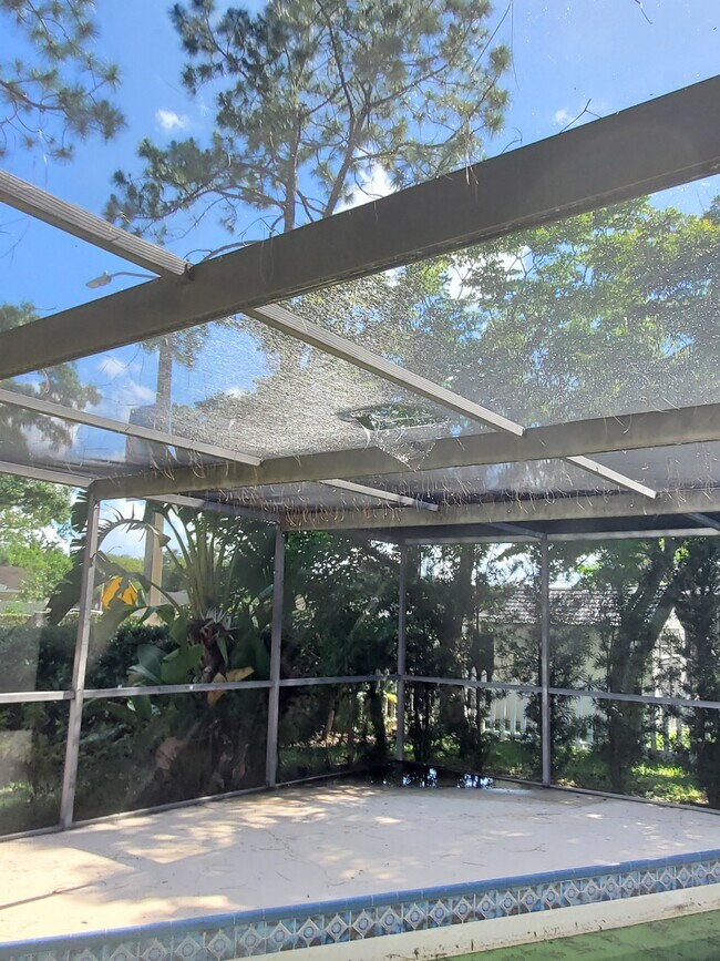 Building Photo - 4624 Landscape Dr