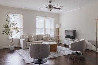 Building Photo - 411 Via Regatta Dr