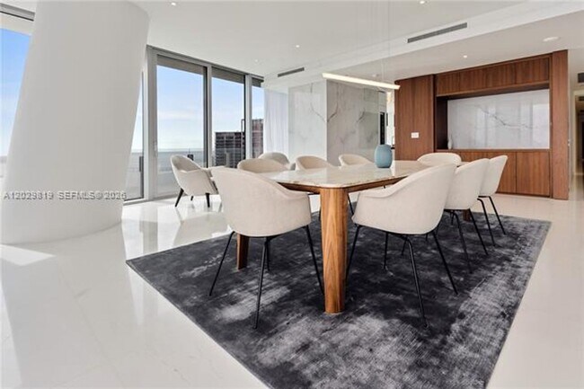 Building Photo - 5101 Biscayne Blvd