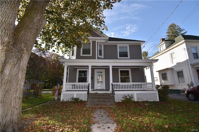 Building Photo - 248 E Flower Ave