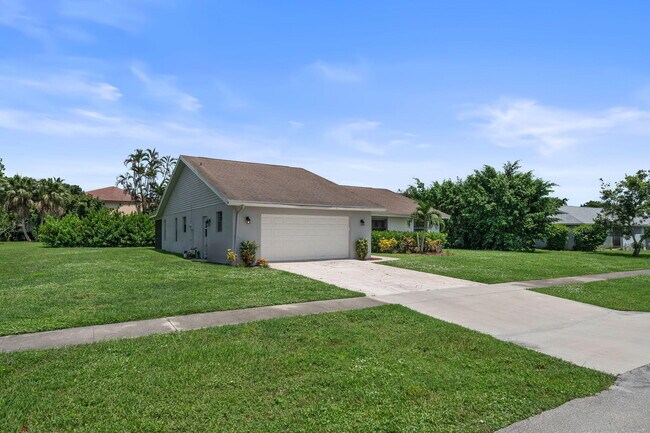 Building Photo - 11371 Torchwood Ct