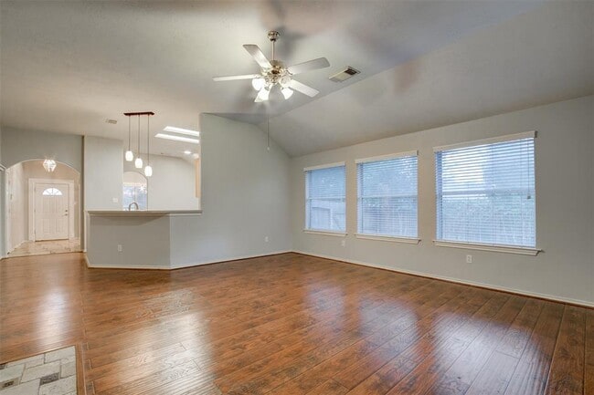 Building Photo - 12130 Piney Bend Dr