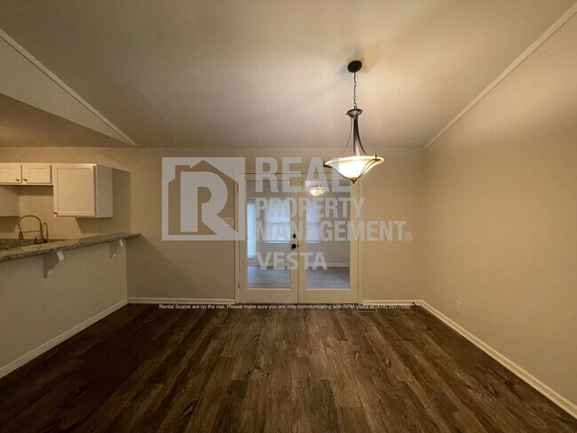 Building Photo - 443 Lacebark Dr