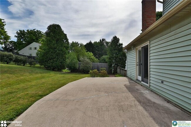 Building Photo - 4059 Wedgewood Rd