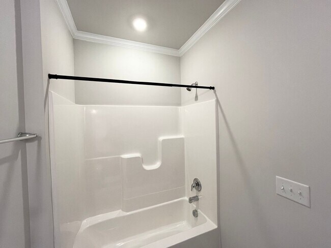 Building Photo - Stunning 4BD, 3BA Durham Home within Close Proximity to RDU Airport, Brier Creek, and Downtown Du...