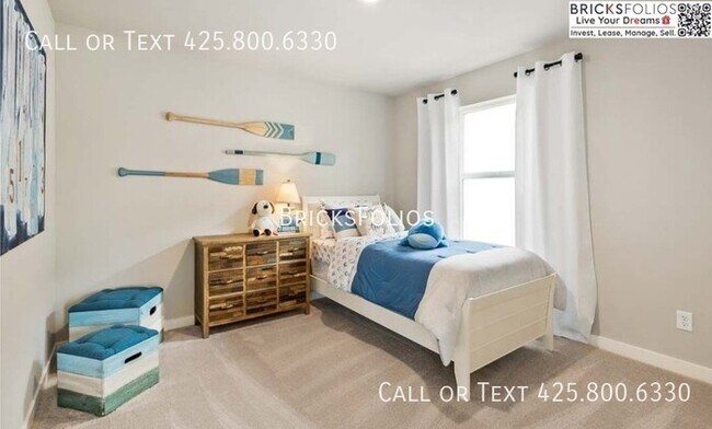Building Photo - Inviting Home in Port Orchard with a Perfe...