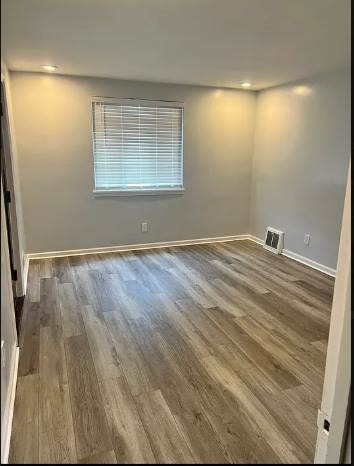 Building Photo - 500 Overhill Dr