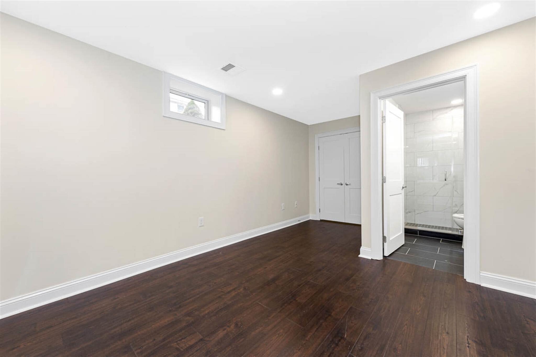 Building Photo - 75 Winchester St