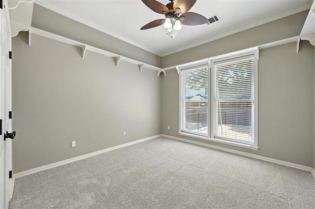 Building Photo - 350 Silverwood Cir