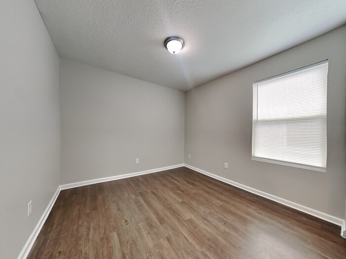 Building Photo - 5241 Walkers Ridge Dr