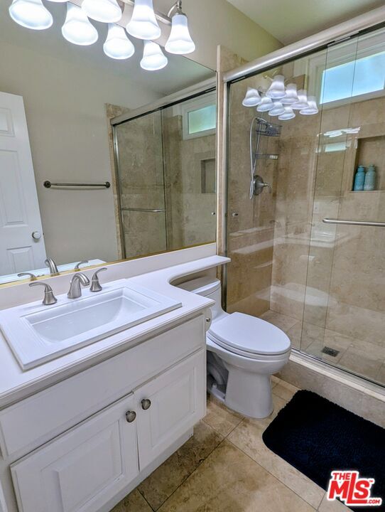 Building Photo - 2730 Point Del Mar