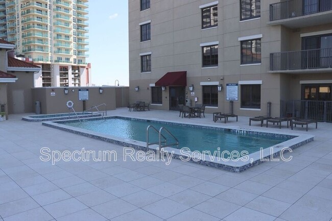 Building Photo - 1478 Riverplace Blvd