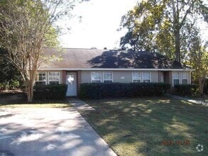 Building Photo - 1861 Hopkins Dr
