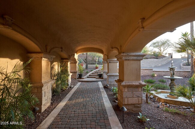 Building Photo - 4490 E Valley Vista Ln