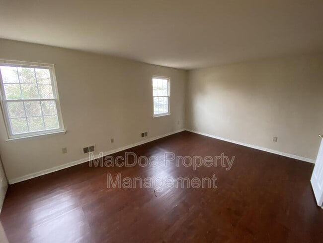 Building Photo - 1000 James Madison Cir