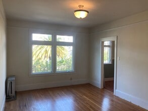 Building Photo - 2255 Market St