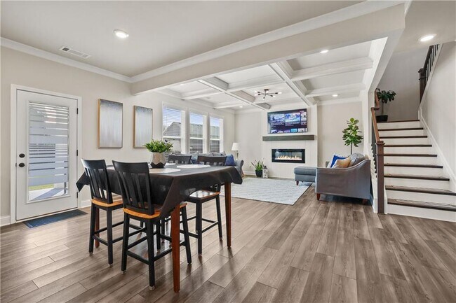 Building Photo - 7057 Br Crk Cv