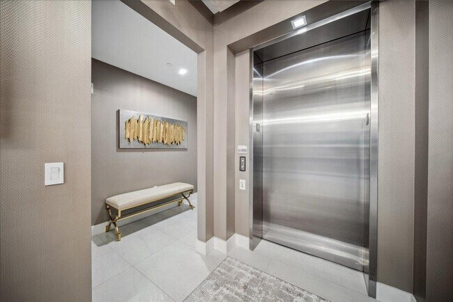 Building Photo - 5000 N Ocean Dr
